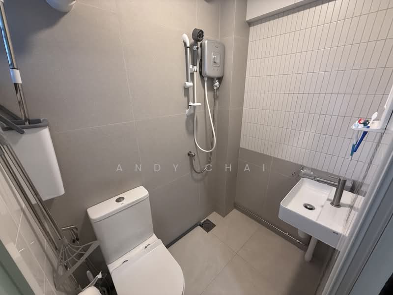 474 Ang Mo Kio Avenue 10, 474 Ang Mo Kio Avenue 10, Room Rental, 100 sqft, HDB Flat For Rent, by Andy Chai, 500168770 - Bathroom - PropertyGuru.com.sg