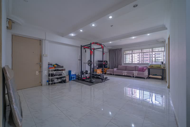 744 Pasir Ris Street 71, 744 Pasir Ris Street 71, 3 Bedrooms, 1,109 sqft, HDB Flat For Sale, by Bryan Koh 许智俍, 500168774 - Living Room - PropertyGuru.com.sg