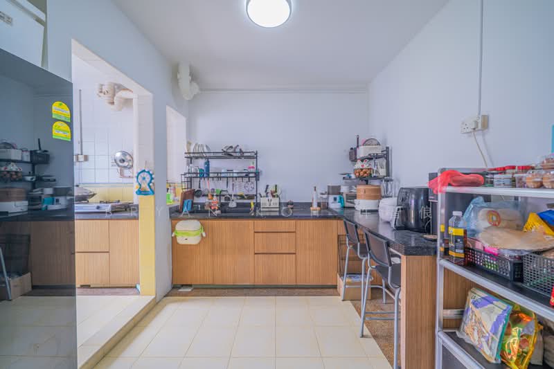 744 Pasir Ris Street 71, 744 Pasir Ris Street 71, 3 Bedrooms, 1,109 sqft, HDB Flat For Sale, by Bryan Koh 许智俍, 500168774 - Kitchen - PropertyGuru.com.sg