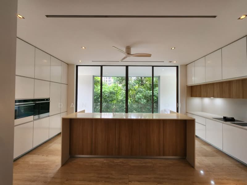 Good Class Bungalow King Albert Park Bukit Timah, King Albert Park, Bukit Timah, Holland, Yarwood, 5 Bedrooms, 10,500 sqft, Good Class Bungalow For Rent, by Danielle Loh, 500168776 - Kitchen - PropertyGuru.com.sg