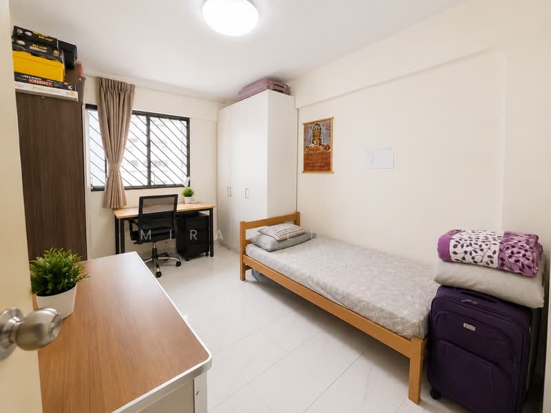 402 Hougang Avenue 10, 402 Hougang Avenue 10, 3 Bedrooms, 1,033 sqft, HDB Flat For Rent, by Mira Kelyna, 500168780 - Bedroom - PropertyGuru.com.sg