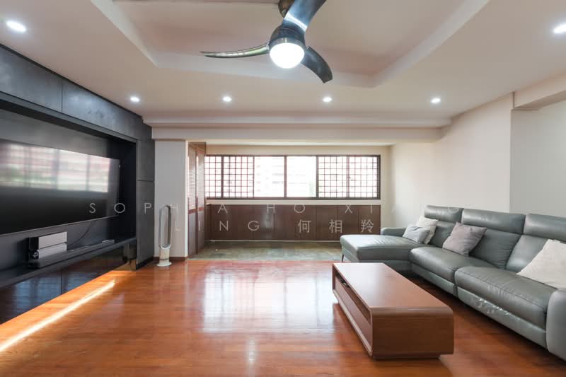 601 Elias Road, 601 Elias Road, 4 Bedrooms, 1,604 sqft, HDB Flat For Sale, by Sophia Ho Xiang Ling 何相羚, 500168790 - Living Room - PropertyGuru.com.sg