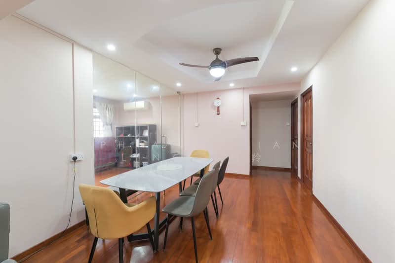601 Elias Road, 601 Elias Road, 4 Bedrooms, 1,604 sqft, HDB Flat For Sale, by Sophia Ho Xiang Ling 何相羚, 500168790 - Dining Room - PropertyGuru.com.sg