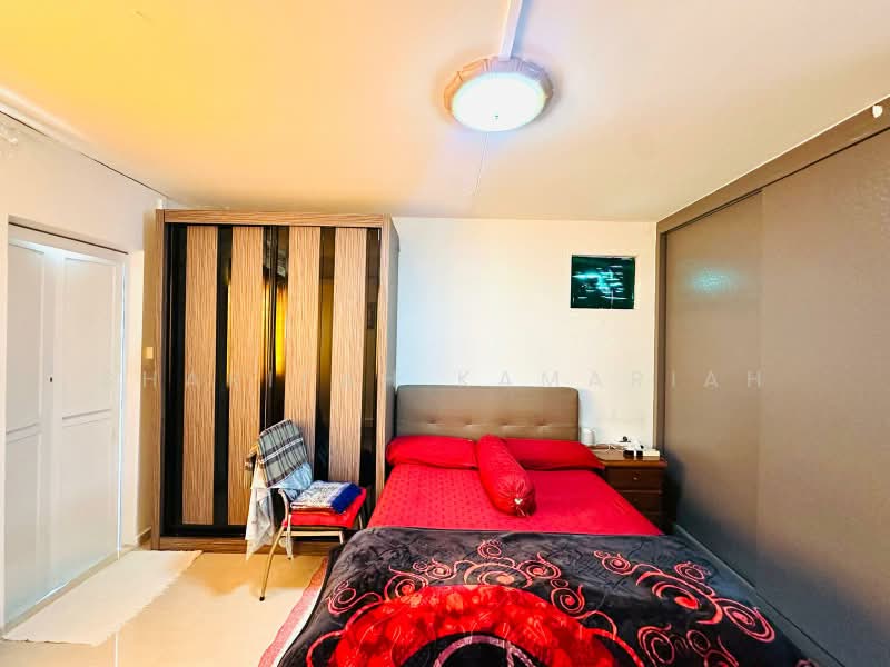 438 Tampines Street 43, 438 Tampines Street 43, 3 Bedrooms, 1,130 sqft, HDB Flat For Sale, by Sharifah Kamariah, 500168798 - Bedroom - PropertyGuru.com.sg