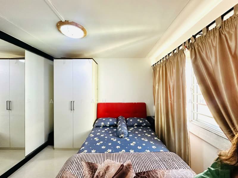 438 Tampines Street 43, 438 Tampines Street 43, 3 Bedrooms, 1,130 sqft, HDB Flat For Sale, by Sharifah Kamariah, 500168798 - Bedroom - PropertyGuru.com.sg
