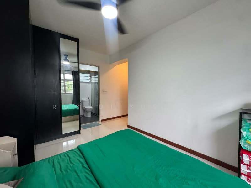 674B Fern Grove @ Yishun, 674B Yishun Avenue 4, 3 Bedrooms, 1,001 sqft, HDB Flat For Sale, by Rusydi Yusoff, 500168809 - Bedroom - PropertyGuru.com.sg