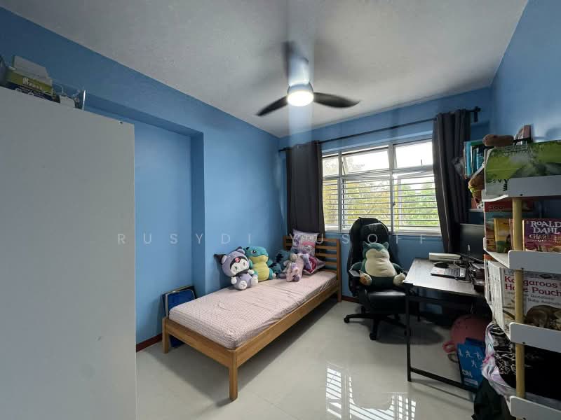 674B Fern Grove @ Yishun, 674B Yishun Avenue 4, 3 Bedrooms, 1,001 sqft, HDB Flat For Sale, by Rusydi Yusoff, 500168809 - Bedroom - PropertyGuru.com.sg