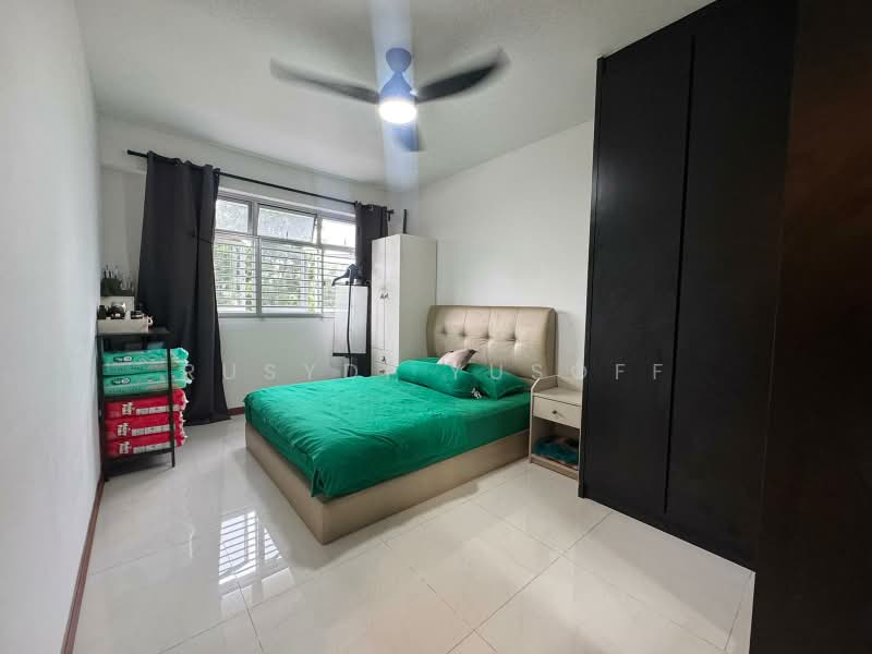 674B Fern Grove @ Yishun, 674B Yishun Avenue 4, 3 Bedrooms, 1,001 sqft, HDB Flat For Sale, by Rusydi Yusoff, 500168809 - Bedroom - PropertyGuru.com.sg