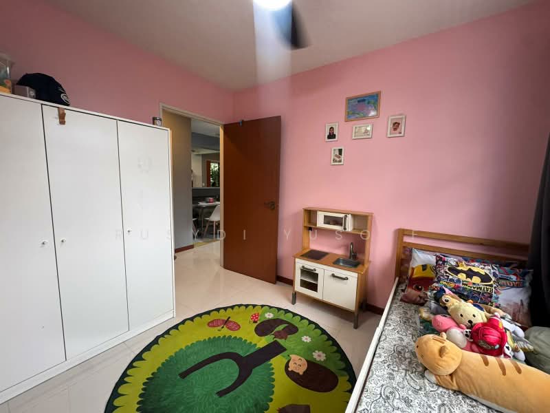 674B Fern Grove @ Yishun, 674B Yishun Avenue 4, 3 Bedrooms, 1,001 sqft, HDB Flat For Sale, by Rusydi Yusoff, 500168809 - Bedroom - PropertyGuru.com.sg
