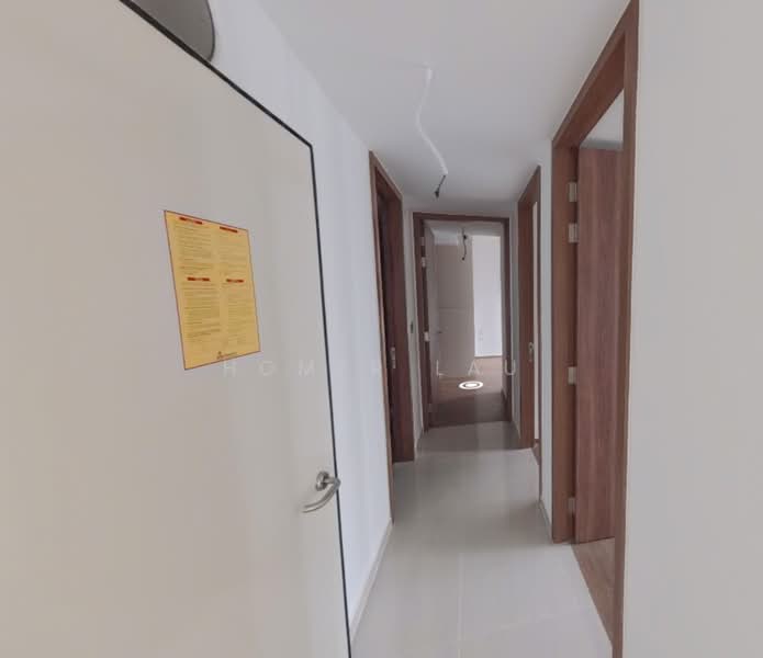 Final 3‑Bedroom Gem @ Yishun, , 3 Bedrooms, 969 sqft, Condominium For Sale, by Homer Lau, 500168811 - Corridor - PropertyGuru.com.sg