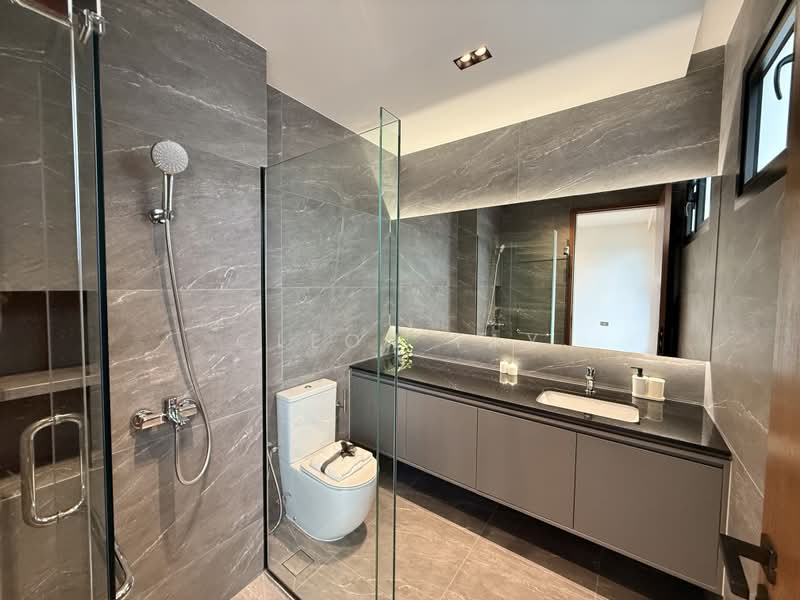 Jalan Sankam, Jalan Sankam, 5 Bedrooms, 4,834 sqft, Terraced House For Sale, by Cleon Tay, 500168817 - Bathroom - PropertyGuru.com.sg