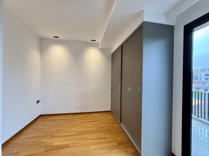 Jalan Sankam, Jalan Sankam, 5 Bedrooms, 4,834 sqft, Terraced House For Sale, by Cleon Tay, 500168817 - Bedroom - PropertyGuru.com.sg