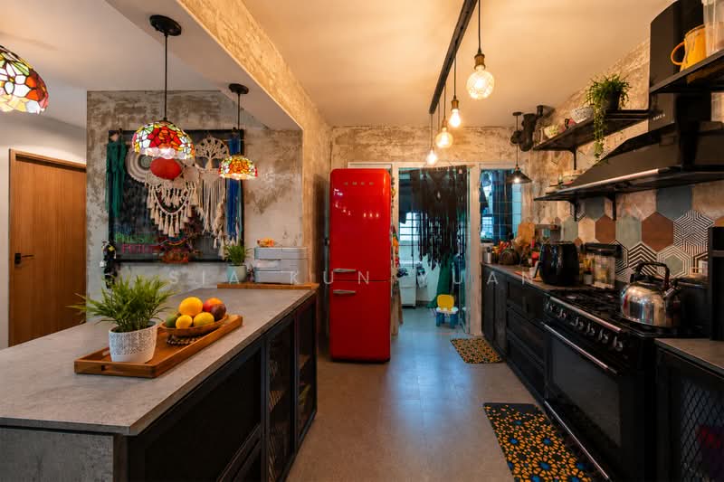 409D Northshore Drive, 409D Northshore Drive, 3 Bedrooms, 1,011 sqft, HDB Flat For Sale, by Sia Kun Yuan, 500168842 - Kitchen - PropertyGuru.com.sg