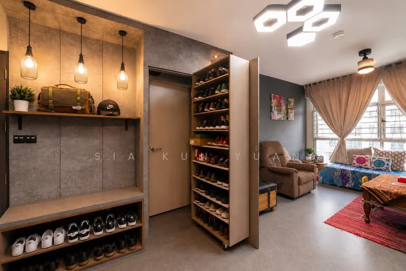 409D Northshore Drive, 409D Northshore Drive, 3 Bedrooms, 1,011 sqft, HDB Flat For Sale, by Sia Kun Yuan, 500168842 - Living Room - PropertyGuru.com.sg