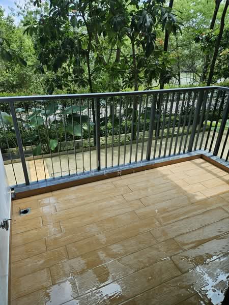 Kingsford Waterbay, 84 Upper Serangoon View, 2 Bedrooms, 689 sqft, Condominium For Sale, by Shibani Banerjee, 500168871 - Balcony - PropertyGuru.com.sg