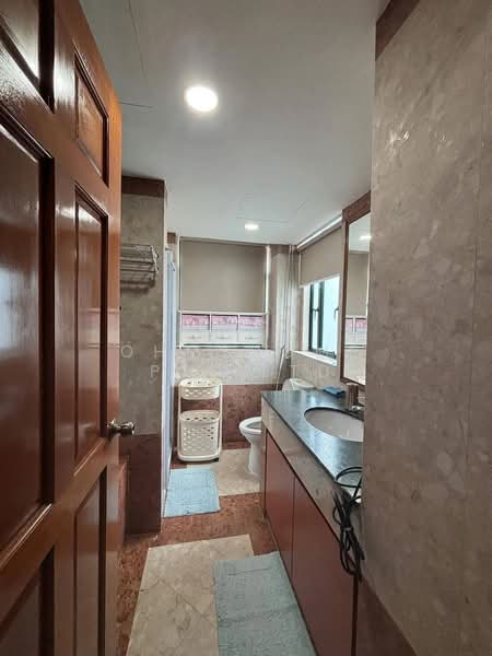 The Springbloom, 145 Serangoon Avenue 3, 3 Bedrooms, 1,539 sqft, Condominium For Rent, by EVON NG, 500168872 - Bathroom - PropertyGuru.com.sg