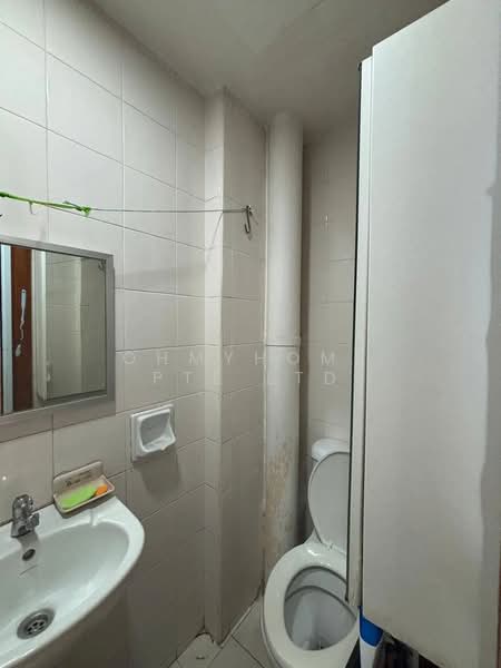 The Springbloom, 145 Serangoon Avenue 3, 3 Bedrooms, 1,539 sqft, Condominium For Rent, by EVON NG, 500168872 - Bathroom - PropertyGuru.com.sg