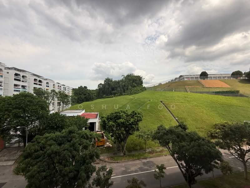 533 Bukit Batok Street 51, 533 Bukit Batok Street 51, 2 Bedrooms, 742 sqft, HDB Flat For Sale, by Joshua Foo, 500168873 - Exterior - PropertyGuru.com.sg