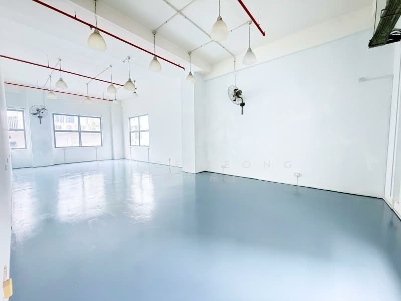 Petro Centre, 5 Jalan Kilang Barat, 1,800 sqft, Light Industrial (B1) For Rent, by Chloe Leong (廖欣燕), 500168881 - Interior - CommercialGuru.com.sg