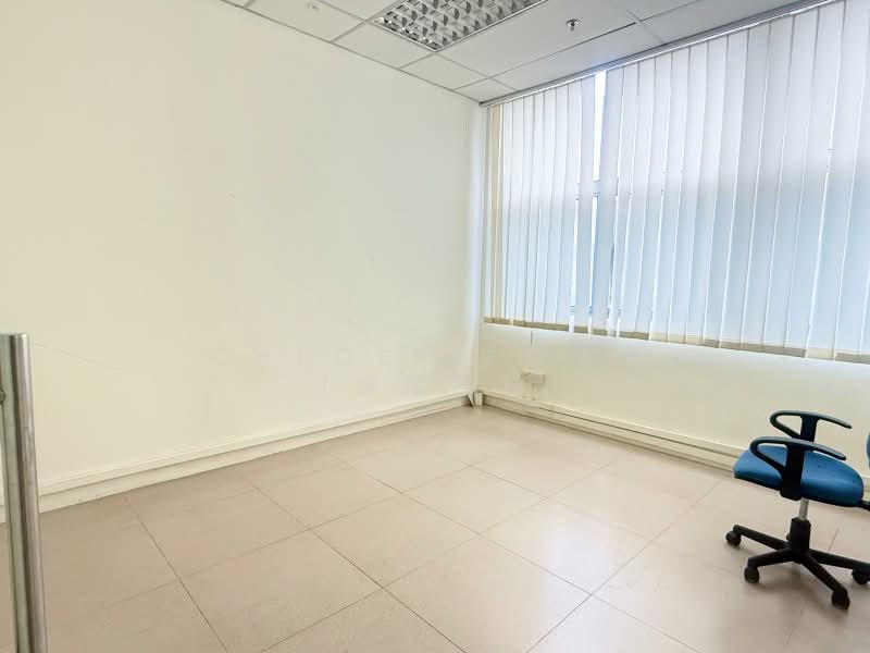 Petro Centre, 5 Jalan Kilang Barat, 1,800 sqft, Light Industrial (B1) For Rent, by Chloe Leong (廖欣燕), 500168881 - Interior - CommercialGuru.com.sg