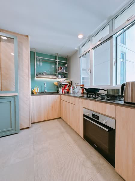Alessandrea, 31 Alexandra Road, 3 Bedrooms, 1,001 sqft, Apartment For Sale, by King Tang, 500168911 - Kitchen - PropertyGuru.com.sg