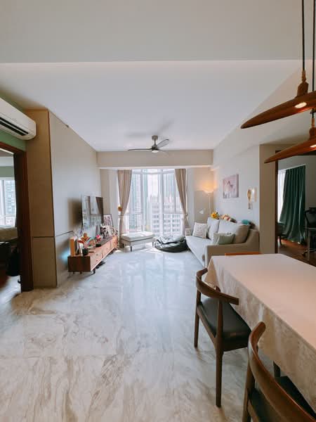 Alessandrea, 31 Alexandra Road, 3 Bedrooms, 1,001 sqft, Apartment For Sale, by King Tang, 500168911 - Living Room - PropertyGuru.com.sg