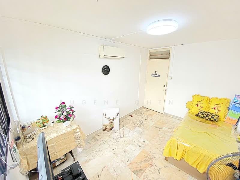 522 Ang Mo Kio Avenue 5, 522 Ang Mo Kio Avenue 5, 3 Bedrooms, 980 sqft, HDB Flat For Sale, by Eugene Chen, 500168916 - Bedroom - PropertyGuru.com.sg