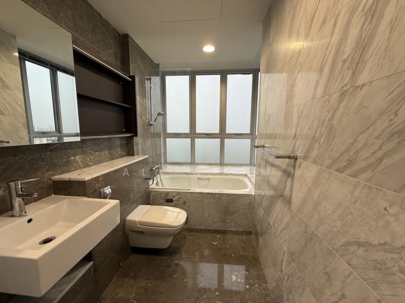 The Parc Condominium, 3 West Coast Walk, 4 Bedrooms, 1,517 sqft, Condominium For Rent, by Alvin Sim, 500168921 - Bathroom - PropertyGuru.com.sg