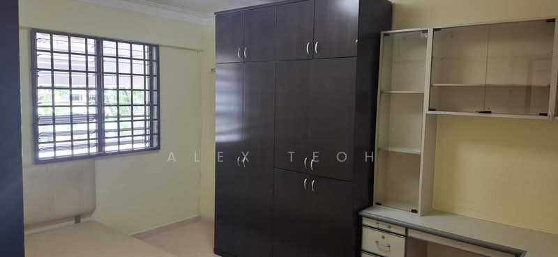 242 Yishun Ring Road, 242 Yishun Ring Road, 2 Bedrooms, 721 sqft, HDB Flat For Rent, by Alex Teoh, 500168926 - Bedroom - PropertyGuru.com.sg