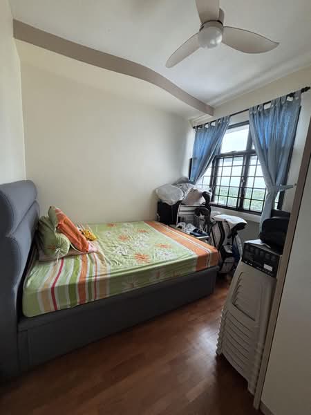 Eastvale, 31 Pasir Ris Drive 3, 3 Bedrooms, 1,281 sqft, Condominium For Sale, by Ian Lim, 500168929 - Bedroom - PropertyGuru.com.sg