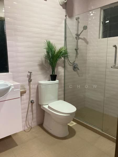 Sanctuary Green, 181 Tanjong Rhu Road, Room Rental, 120 sqft, Condominium For Rent, by Summer Chow, 500168937 - Bathroom - PropertyGuru.com.sg