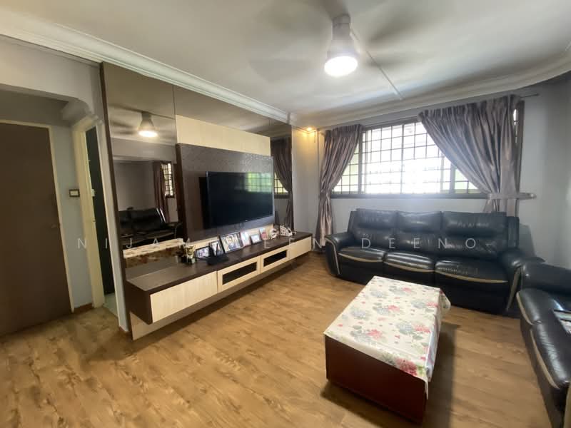 745 Jurong West Street 73, 745 Jurong West Street 73, 3 Bedrooms, 1,119 sqft, HDB Flat For Sale, by Nijamudeen Deeno, 500168940 - Living Room - PropertyGuru.com.sg