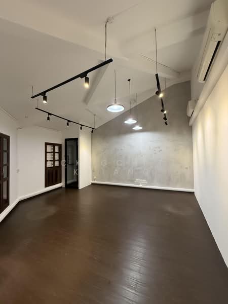 Corner shophouse at Jalan Besar, , 3,170 sqft, Office For Rent, by Zack Goh Tze Khiang, 500168945 - Interior - CommercialGuru.com.sg