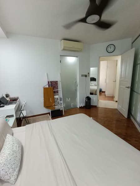 Rio Vista, 32 Upper Serangoon View, 3 Bedrooms, 1,249 sqft, Condominium For Sale, by Clement Chew, 500168946 - Bedroom - PropertyGuru.com.sg