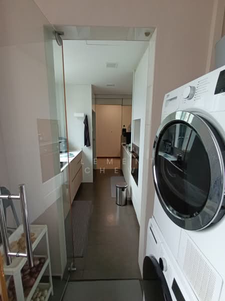 Rio Vista, 32 Upper Serangoon View, 3 Bedrooms, 1,249 sqft, Condominium For Sale, by Clement Chew, 500168946 - Kitchen - PropertyGuru.com.sg