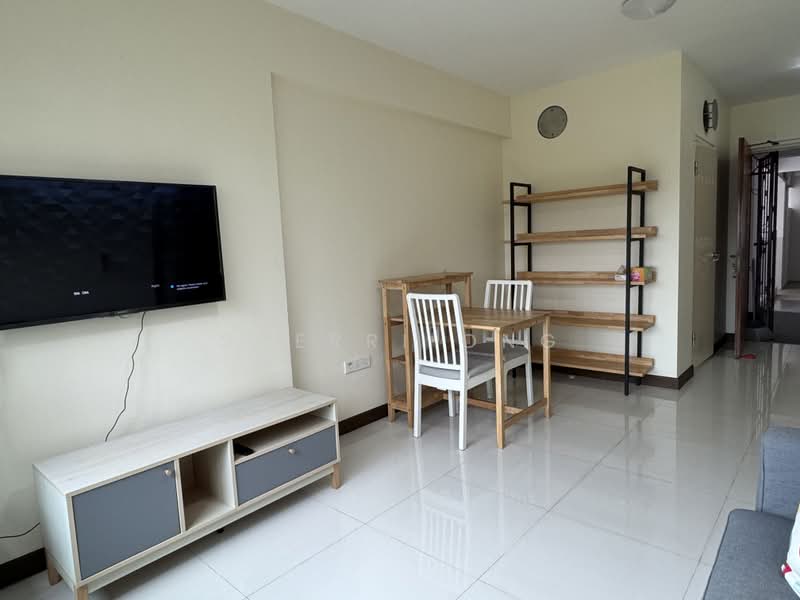 104D Canberra Street, 104D Canberra Street, 1 Bedroom, 560 sqft, HDB Flat For Rent, by Sherri Ong, 500168948 - Living Room - PropertyGuru.com.sg