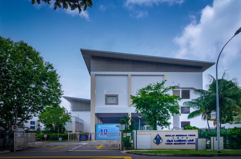 719 Yishun Street 71, 719 Yishun Street 71, 2 Bedrooms, 753 sqft, HDB Flat For Rent, by Shafik Yusope, 500168960 - PropertyGuru.com.sg