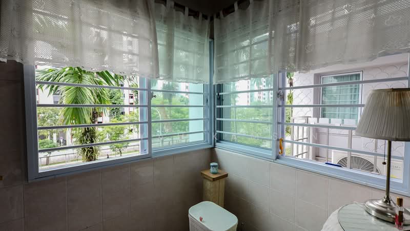 475 Sembawang Drive, 475 Sembawang Drive, 3 Bedrooms, 980 sqft, HDB Flat For Sale, by Nadiyah Kamsani, 500168966 - Balcony - PropertyGuru.com.sg