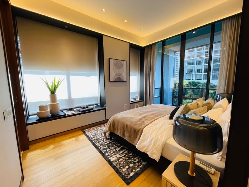 Nouvel 18, 18 Anderson Road, 4 Bedrooms, 2,476 sqft, Condominium For Rent, by Nadia Ederer, 500168986 - Master Bedroom - PropertyGuru.com.sg