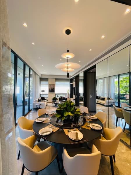 Nouvel 18, 18 Anderson Road, 4 Bedrooms, 2,476 sqft, Condominium For Rent, by Nadia Ederer, 500168986 - Dining Area - PropertyGuru.com.sg