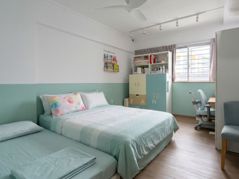 221 Bukit Batok East Avenue 3, 221 Bukit Batok East Avenue 3, 4 Bedrooms, 1,604 sqft, HDB Flat For Sale, by Mary Tan, 500169010 - Bedroom - PropertyGuru.com.sg