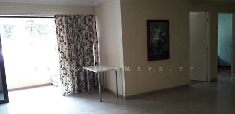 226C Compassvale Walk, 226C Compassvale Walk, 4 Bedrooms, 1,496 sqft, HDB Flat For Sale, by Shibani Banerjee, 500169018 - Living Room - PropertyGuru.com.sg