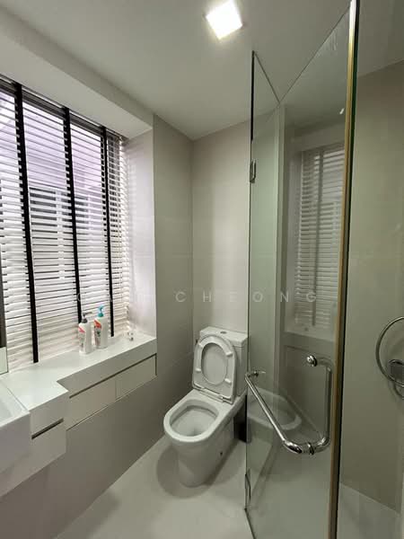 Ascentia Sky, 3 Alexandra View, Room Rental, 200 sqft, Condominium For Rent, by Can Cheong, 500169021 - Bathroom - PropertyGuru.com.sg