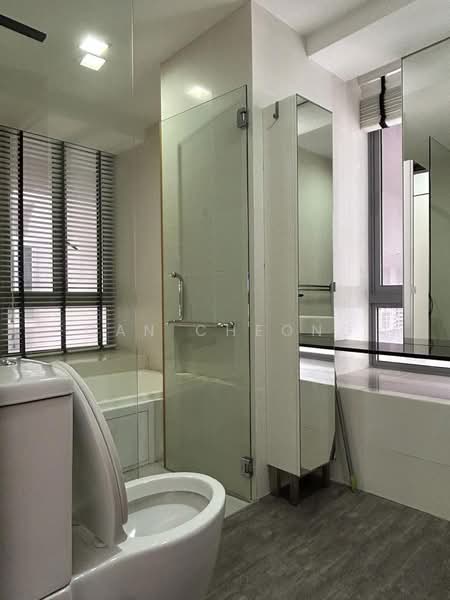 Ascentia Sky, 3 Alexandra View, Room Rental, 200 sqft, Condominium For Rent, by Can Cheong, 500169021 - Bathroom - PropertyGuru.com.sg