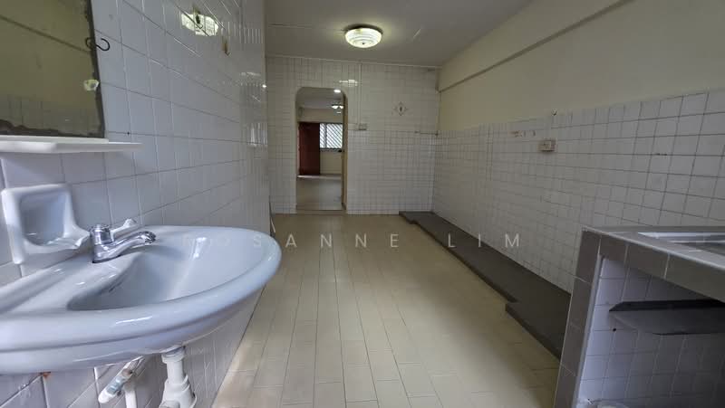 164 Bukit Batok Street 11, 164 Bukit Batok Street 11, 2 Bedrooms, 785 sqft, HDB Flat For Sale, by Rosanne Lim, 500169022 - Interior - PropertyGuru.com.sg