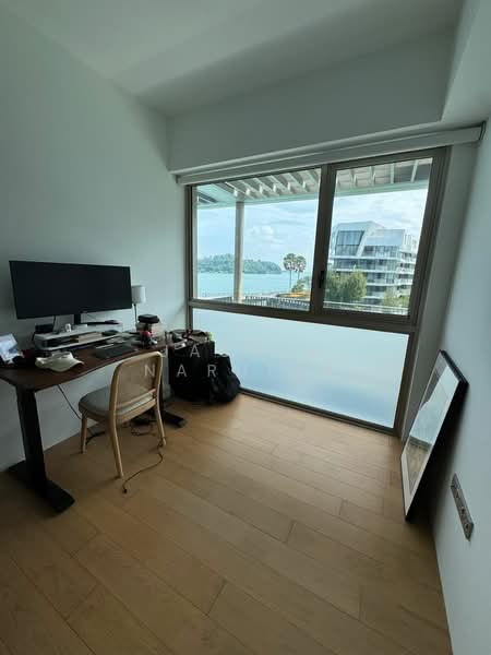 The Reef at King's Dock, 2 Harbourfront Avenue, 2 Bedrooms, 743 sqft, Condominium For Sale, by Jasvin Narulla, 500169024 - Study - PropertyGuru.com.sg
