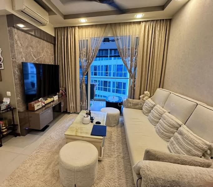 The Tampines Trilliant, 21 Tampines Central 7, 3 Bedrooms, 1,001 sqft, Executive Condominium For Rent, by Benjamin Choong, 500169036 - Living Room - PropertyGuru.com.sg