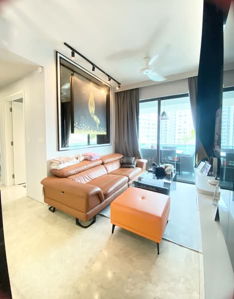 Parc Centennial, 100 Kampong Java Road, 2 Bedrooms, 1,163 sqft, Condominium For Sale, by Jomantha Yong 熊慧鑫, 500169042 - Living Room - PropertyGuru.com.sg