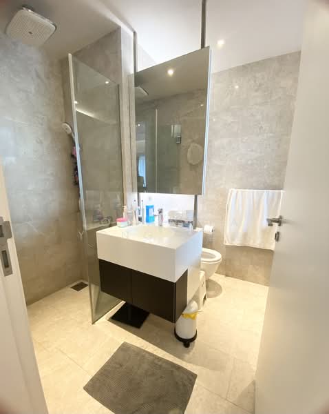 Parc Centennial, 100 Kampong Java Road, 2 Bedrooms, 1,163 sqft, Condominium For Sale, by Jomantha Yong 熊慧鑫, 500169042 - Bathroom - PropertyGuru.com.sg