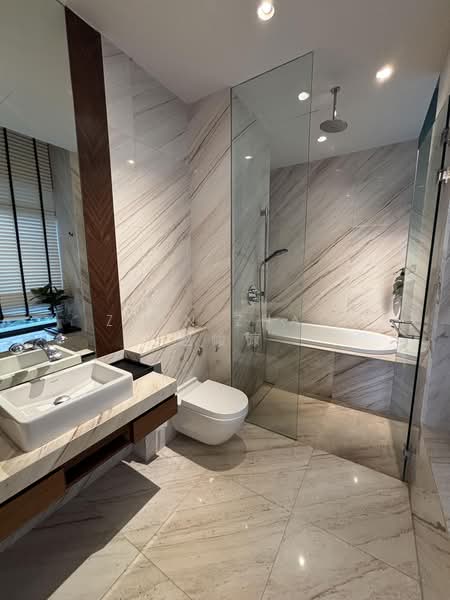 Nouvel 18, 18 Anderson Road, 4 Bedrooms, 2,476 sqft, Condominium For Rent, by Zion Zhao 赵峻慷, 500169055 - Bathroom - PropertyGuru.com.sg
